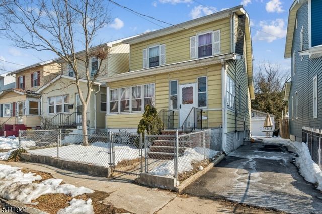 7 Wolf Pl, Irvington Twp., NJ 07111