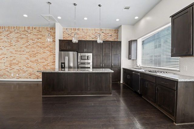 715 Hartman Street, Houston, TX 77007