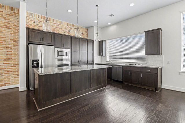 715 Hartman Street, Houston, TX 77007