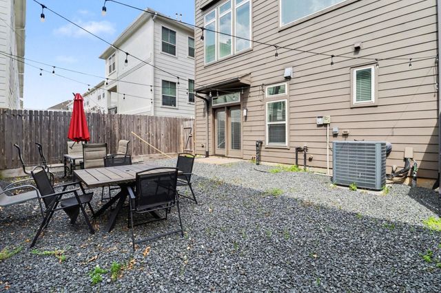 715 Hartman Street, Houston, TX 77007