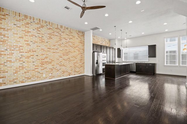 715 Hartman Street, Houston, TX 77007