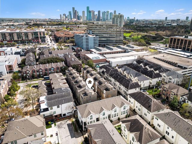 715 Hartman Street, Houston, TX 77007