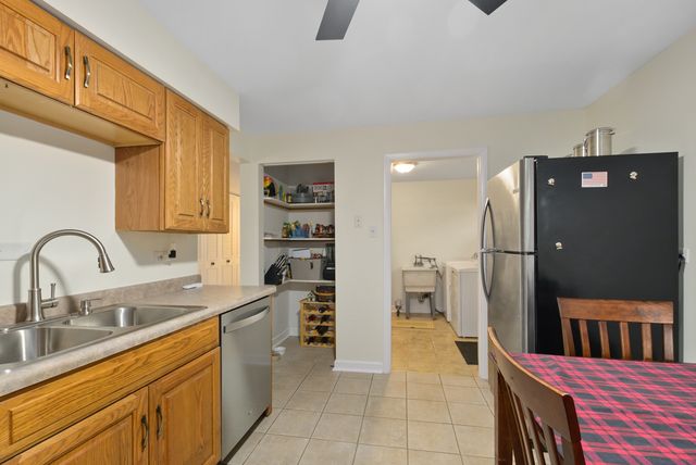 12337 S Loveland Street, Alsip, IL 60803