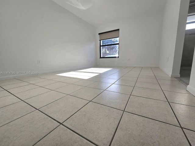 15081 SW 127th Ct, Miami, FL 33186