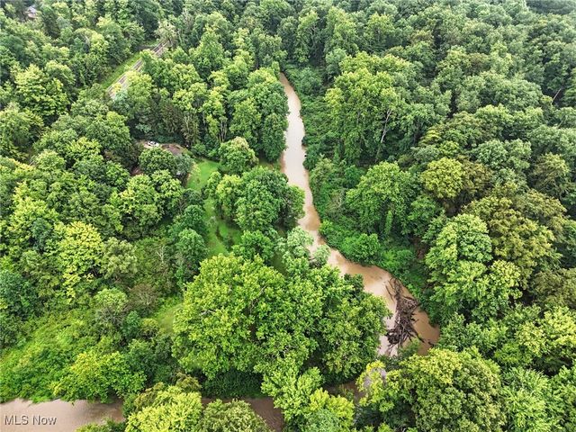 13610 Sperry Road, Novelty, OH 44072