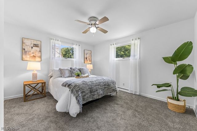 1902 Root Avenue NE, Canton, OH 44705