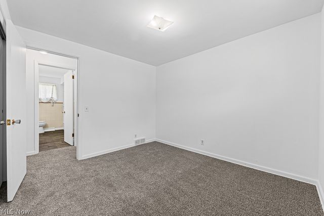 1902 Root Avenue NE, Canton, OH 44705