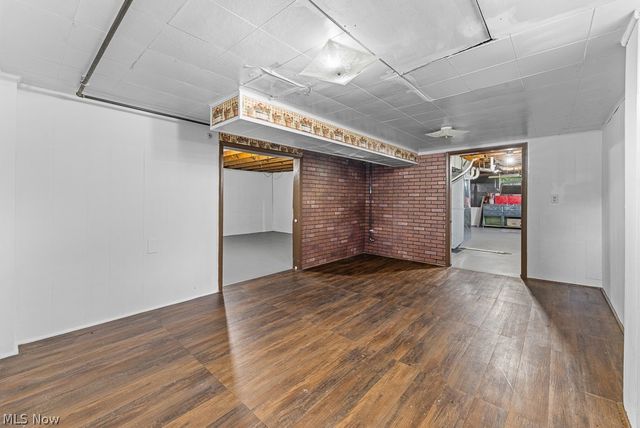 1902 Root Avenue NE, Canton, OH 44705