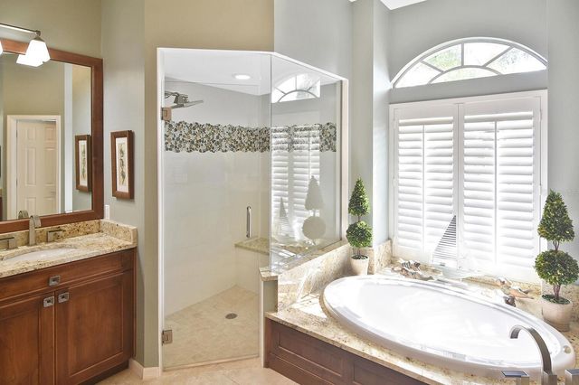 1160 HIGHLAND GREENS DRIVE, Venice, FL 34285