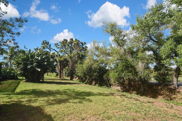 1160 HIGHLAND GREENS DRIVE, Venice, FL 34285