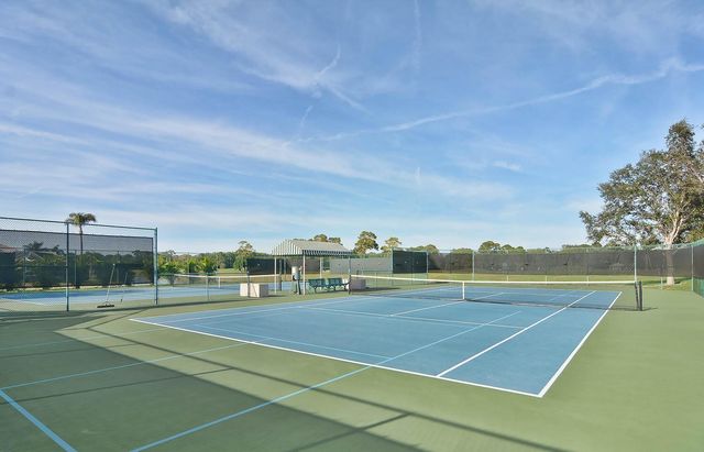 1160 HIGHLAND GREENS DRIVE, Venice, FL 34285