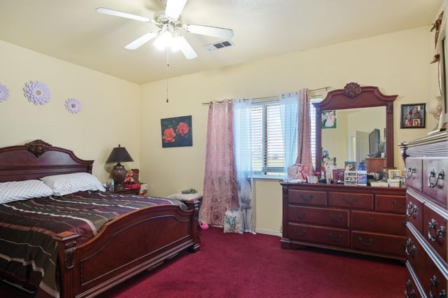 2907 Evergreen Ct, Livingston, CA 95334