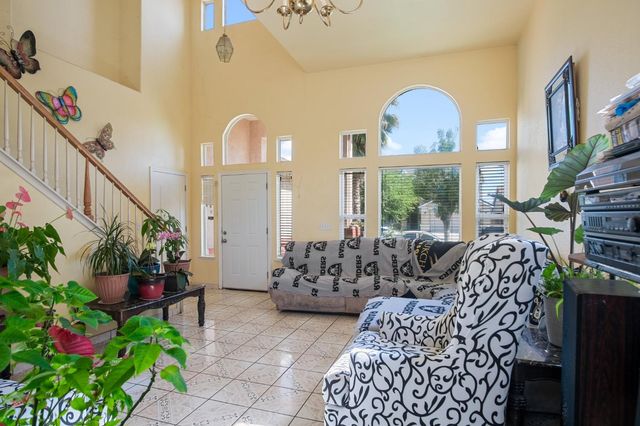 2907 Evergreen Ct, Livingston, CA 95334