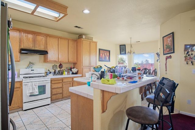 2907 Evergreen Ct, Livingston, CA 95334