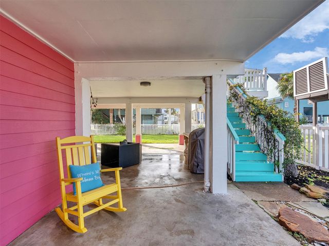 13707 Pirates Beach Boulevard, Galveston, TX 77554