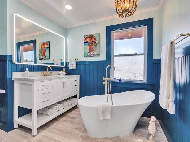 13707 Pirates Beach Boulevard, Galveston, TX 77554