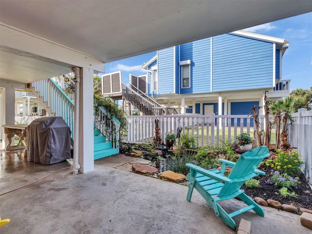 13707 Pirates Beach Boulevard, Galveston, TX 77554