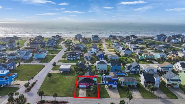 13707 Pirates Beach Boulevard, Galveston, TX 77554