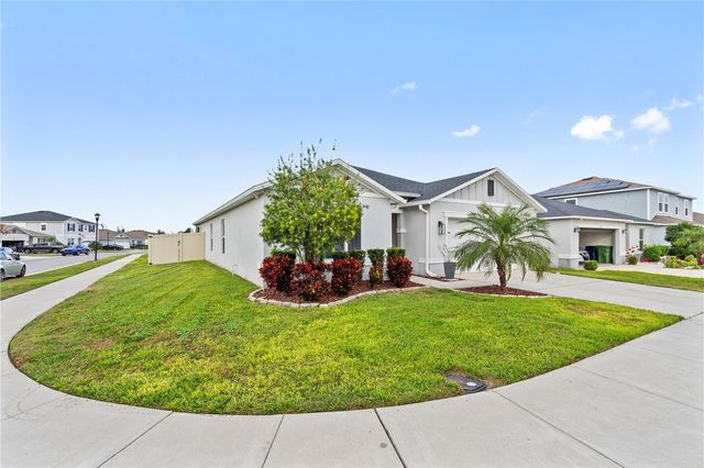 499 HIGHFIN DRIVE, Winter Haven, FL 33881