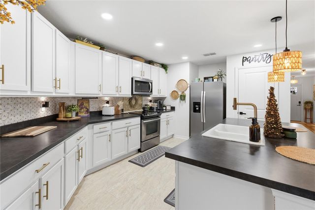 499 HIGHFIN DRIVE, Winter Haven, FL 33881