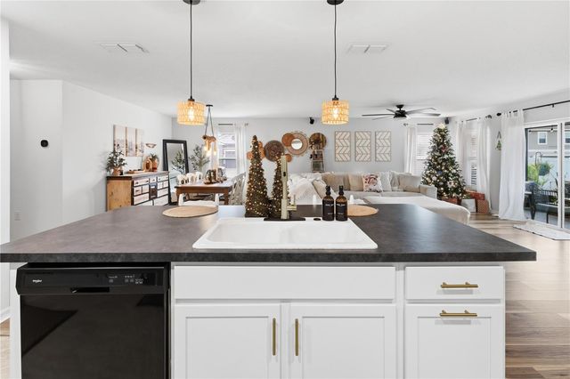 499 HIGHFIN DRIVE, Winter Haven, FL 33881