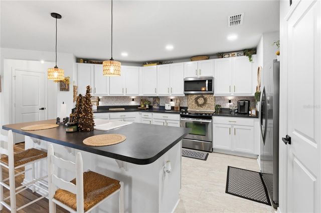 499 HIGHFIN DRIVE, Winter Haven, FL 33881