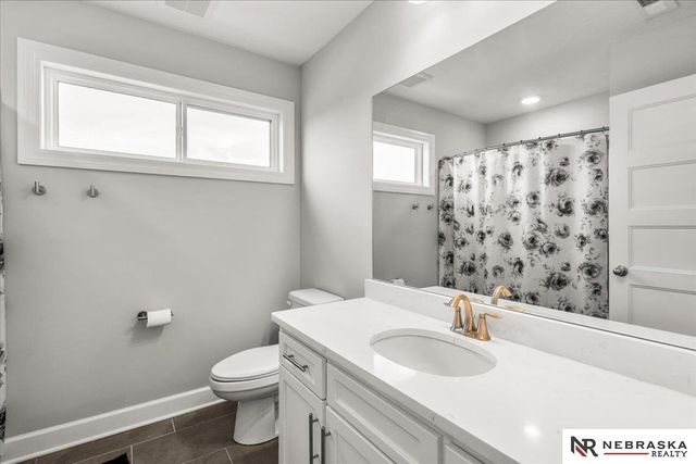 305 OTOE Drive, Yutan, NE 68073