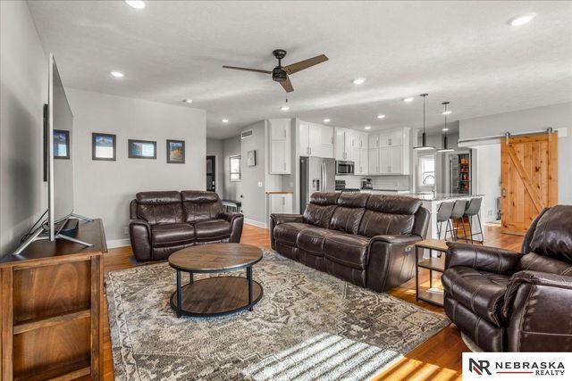 305 OTOE Drive, Yutan, NE 68073