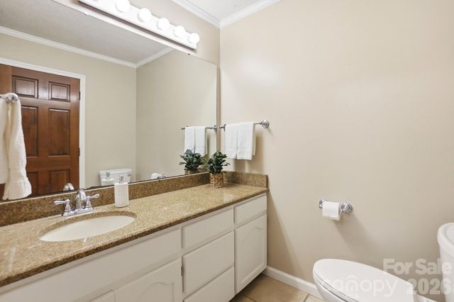 204 Bay Shore Drive, Belmont, NC 28012