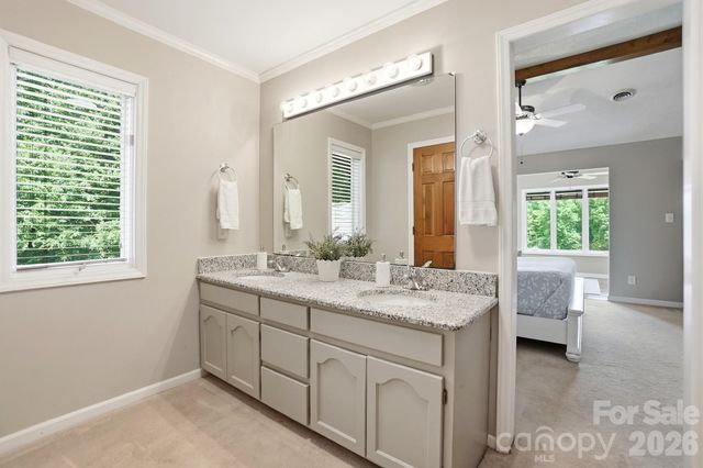 204 Bay Shore Drive, Belmont, NC 28012