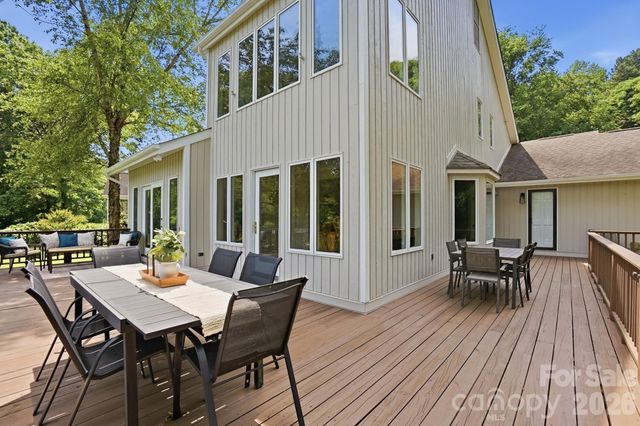 204 Bay Shore Drive, Belmont, NC 28012