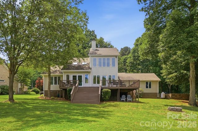 204 Bay Shore Drive, Belmont, NC 28012