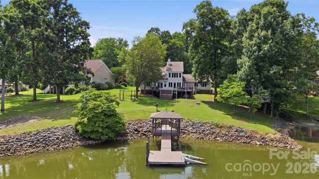 204 Bay Shore Drive, Belmont, NC 28012