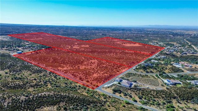 2 Landover, Oak Hills, CA 92344