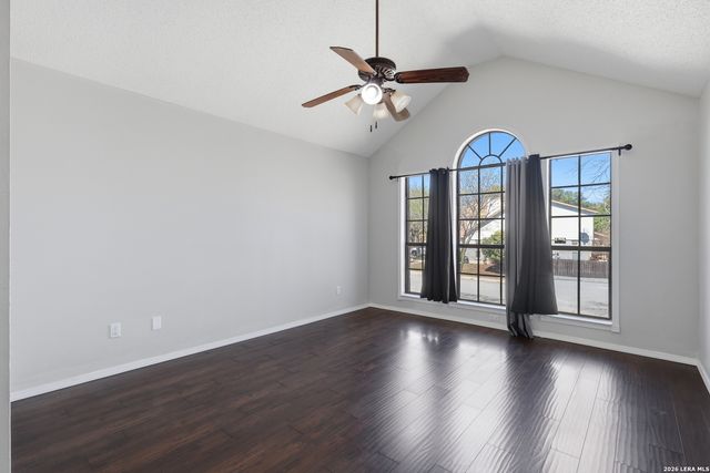 6422 Lochglen, San Antonio, TX 78240