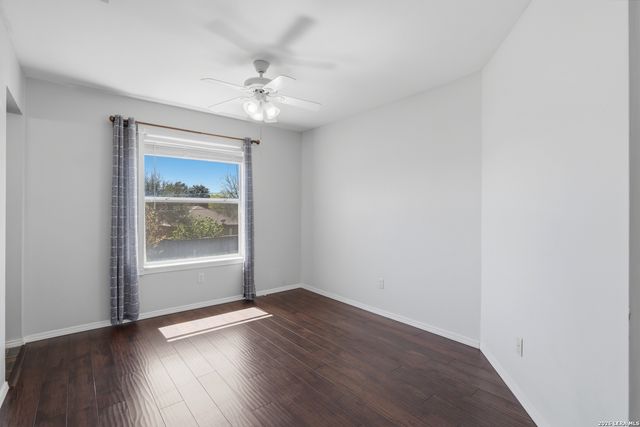 6422 Lochglen, San Antonio, TX 78240