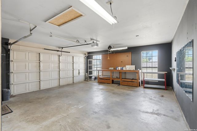 6422 Lochglen, San Antonio, TX 78240