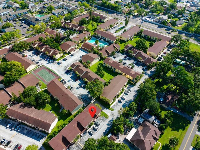 7535 ABONADO ROAD B, Tampa, FL 33615