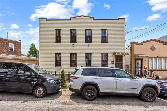 65-34 Jay Avenue, Maspeth, NY 11378