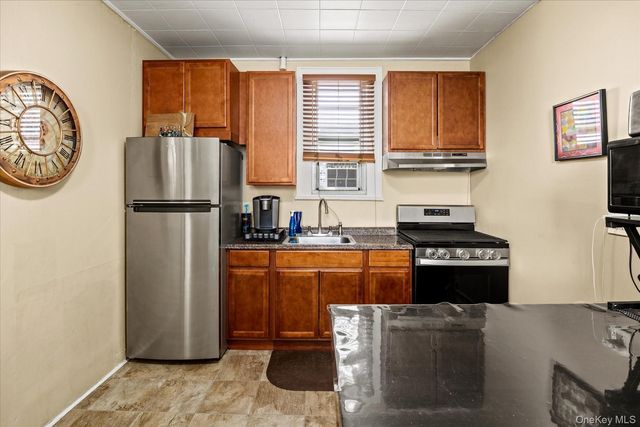 65-34 Jay Avenue, Maspeth, NY 11378