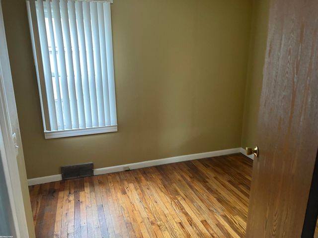 11568 Maxwell Avenue, Warren, MI 48089