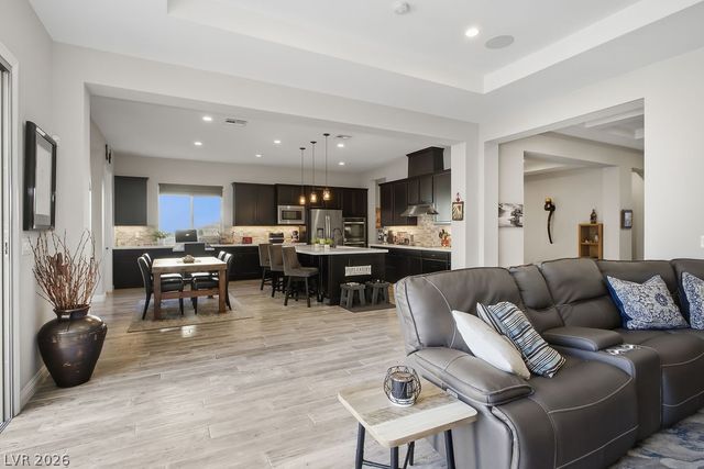 93 Cantabria Coast Street, Las Vegas, NV 89138