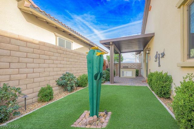 93 Cantabria Coast Street, Las Vegas, NV 89138