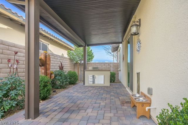 93 Cantabria Coast Street, Las Vegas, NV 89138