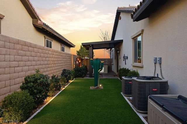 93 Cantabria Coast Street, Las Vegas, NV 89138