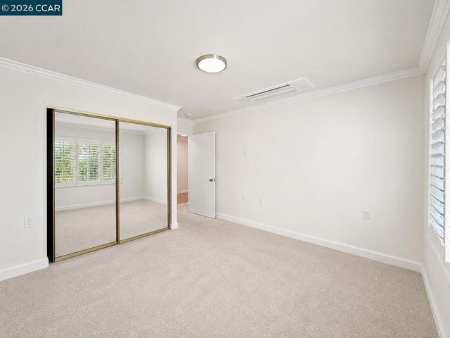 1208 Skycrest Drive 5, Walnut Creek, CA 94595
