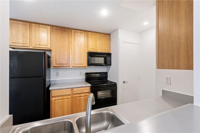 2601 E 7th ST 201, Austin, TX 78702