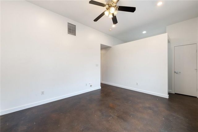 2601 E 7th ST 201, Austin, TX 78702