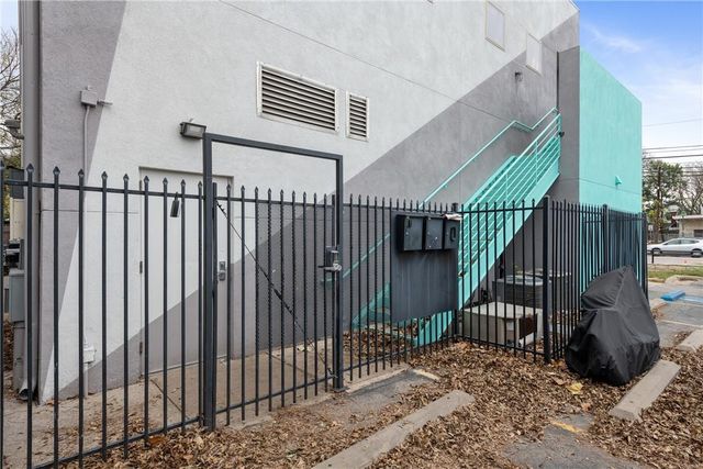 2601 E 7th ST 201, Austin, TX 78702