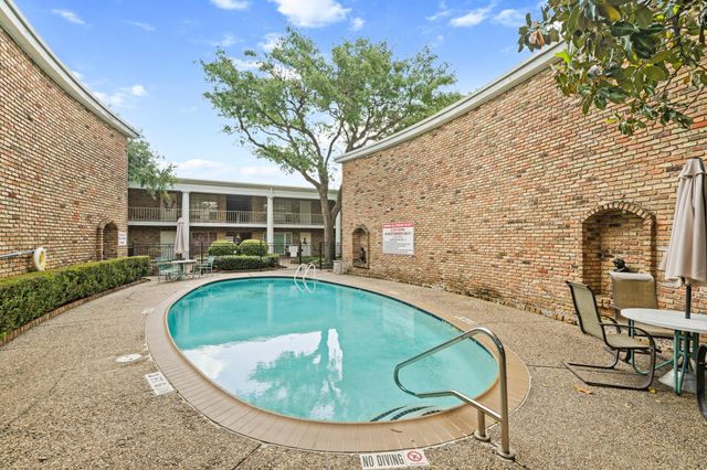 2201 Fountain View Drive 25, Houston, TX 77057
